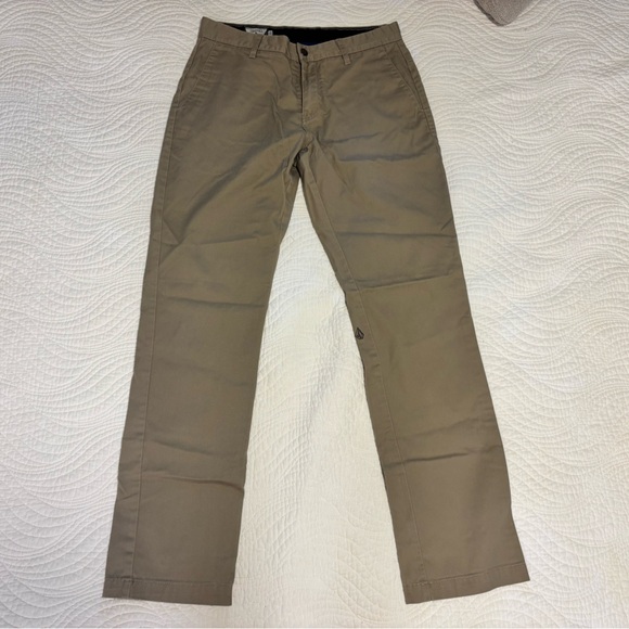 Volcom Men's Khaki Chinos - Picture 1 of 4